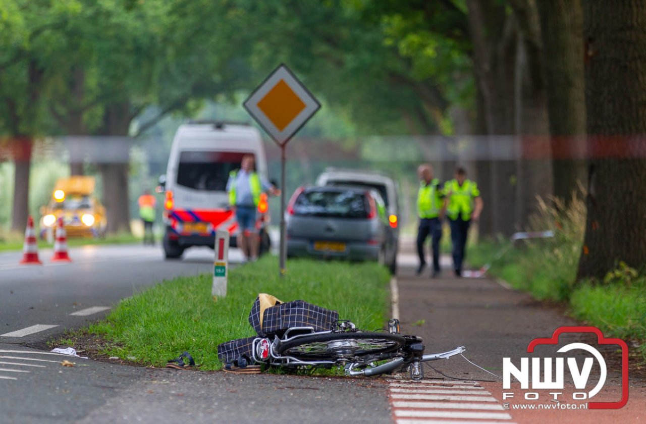 Opgeroepen Traumahelikopter Voor Ongeval Fietser Met Auto T H V