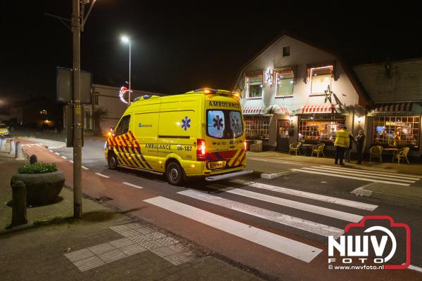 Voetganger gewond na aanrijding in het centrum van Oldebroek - © NWVFoto.nl