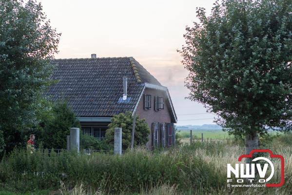 Bewoner raakt gewond bij felle keukenbrand Winterdijk in Oosterwolde - © NWVFoto.nl