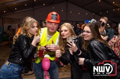Kokkiâ€™s Viert de Lente met een Foute Party in de feesttent aan de Bovenheigraaf Oldebroek. - © NWVFoto.nl