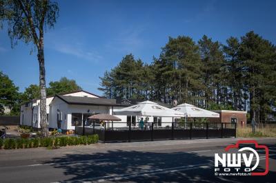 Vrijdagmiddag was het zover, de officieuze opening van brasserie De Woldberg, voorheen het pannenkoekenhuis op 't Harde. - © NWVFoto.nl