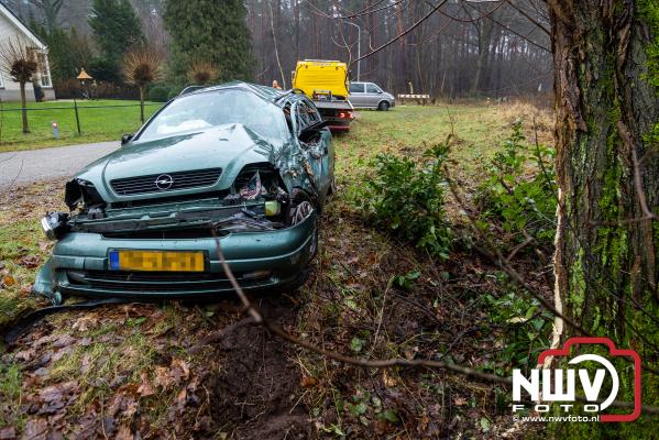 Traumahelikopter opgeroepen voor eenzijdig ongeval Vierschotenweg 't Loo - © NWVFoto.nl