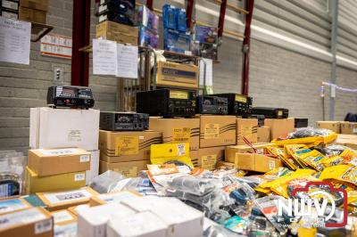 Zaterdag werd er weer een elektronica vlooienmarkt gehouden in het MFC Aperlo op 't Harde door de Veron afdeling Noord Oost Veluwe. - © NWVFoto.nl