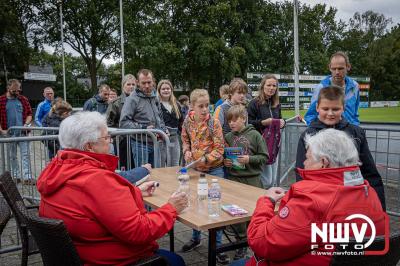 Wandelvierdaagse 2024 op 't Harde de woensdagavond. - © NWVFoto.nl