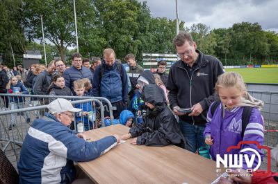 Wandelvierdaagse 2024 op 't Harde de woensdagavond. - © NWVFoto.nl