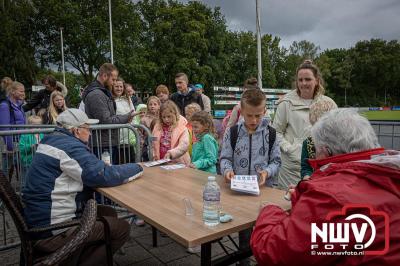 Wandelvierdaagse 2024 op 't Harde de woensdagavond. - © NWVFoto.nl