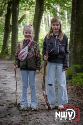 Wandelvierdaagse 2024 op 't Harde de woensdagavond. - © NWVFoto.nl