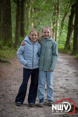 Wandelvierdaagse 2024 op 't Harde de woensdagavond. - © NWVFoto.nl