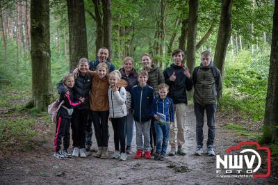 Wandelvierdaagse 2024 op 't Harde de woensdagavond. - © NWVFoto.nl