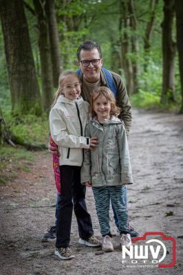 Wandelvierdaagse 2024 op 't Harde de woensdagavond. - © NWVFoto.nl