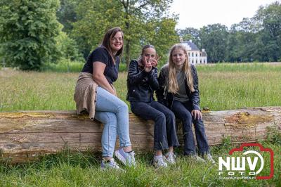 Wandelvierdaagse 2024 op 't Harde de donderdagavond. - © NWVFoto.nl