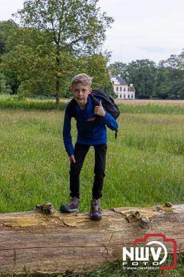 Wandelvierdaagse 2024 op 't Harde de donderdagavond. - © NWVFoto.nl