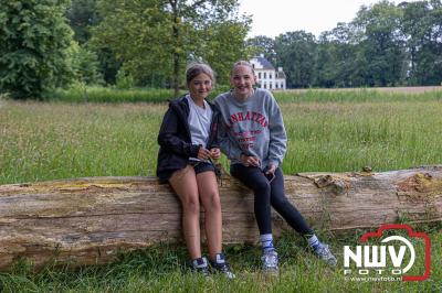 Wandelvierdaagse 2024 op 't Harde de donderdagavond. - © NWVFoto.nl