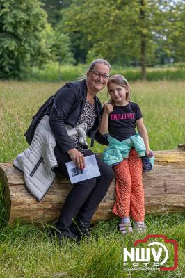 Wandelvierdaagse 2024 op 't Harde de donderdagavond. - © NWVFoto.nl