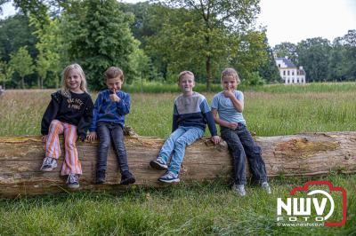 Wandelvierdaagse 2024 op 't Harde de donderdagavond. - © NWVFoto.nl