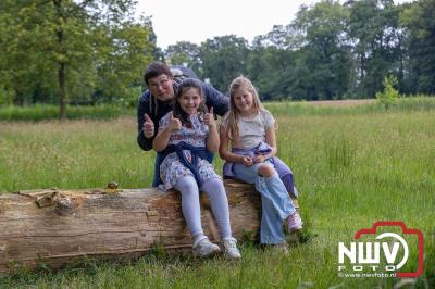 Wandelvierdaagse 2024 op 't Harde de donderdagavond. - © NWVFoto.nl