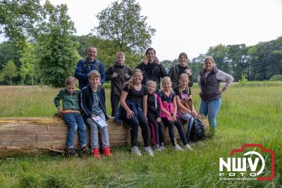 Wandelvierdaagse 2024 op 't Harde de donderdagavond. - © NWVFoto.nl