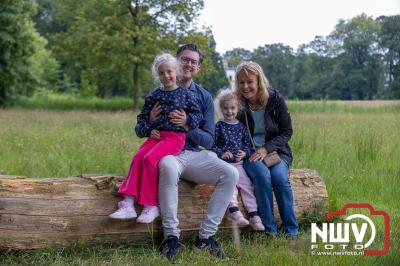 Wandelvierdaagse 2024 op 't Harde de donderdagavond. - © NWVFoto.nl