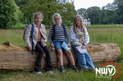 Wandelvierdaagse 2024 op 't Harde de donderdagavond. - © NWVFoto.nl