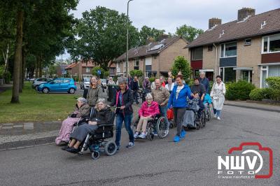 Wandelvierdaagse 2024 op 't Harde de vrijdagavond. - © NWVFoto.nl