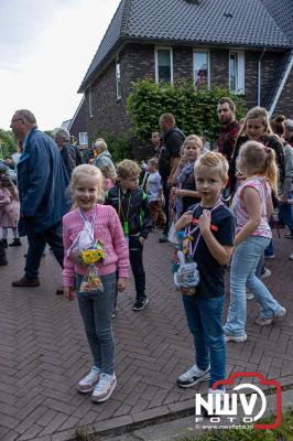 Wandelvierdaagse 2024 op 't Harde de vrijdagavond. - © NWVFoto.nl