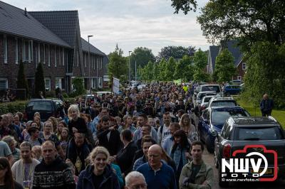 Wandelvierdaagse 2024 op 't Harde de vrijdagavond. - © NWVFoto.nl