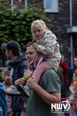 Wandelvierdaagse 2024 op 't Harde de vrijdagavond. - © NWVFoto.nl