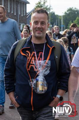 Wandelvierdaagse 2024 op 't Harde de vrijdagavond. - © NWVFoto.nl