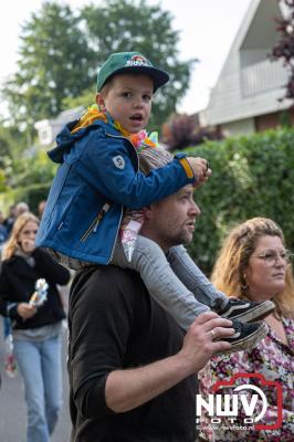 Wandelvierdaagse 2024 op 't Harde de vrijdagavond. - © NWVFoto.nl