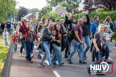 Wandelvierdaagse 2024 op 't Harde de vrijdagavond. - © NWVFoto.nl