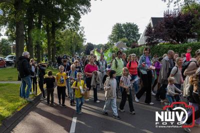 Wandelvierdaagse 2024 op 't Harde de vrijdagavond. - © NWVFoto.nl