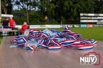 Wandelvierdaagse 2024 op 't Harde de vrijdagavond. - © NWVFoto.nl