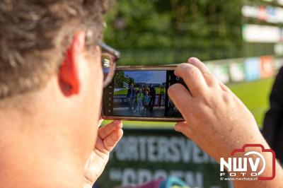 Wandelvierdaagse 2024 op 't Harde de vrijdagavond. - © NWVFoto.nl