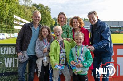 Wandelvierdaagse 2024 op 't Harde de vrijdagavond. - © NWVFoto.nl