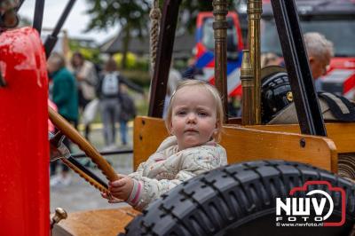 Veel activiteiten rond om de nieuwe brandweerkazerne in Oldebroek, tijdens de open dag. - © NWVFoto.nl