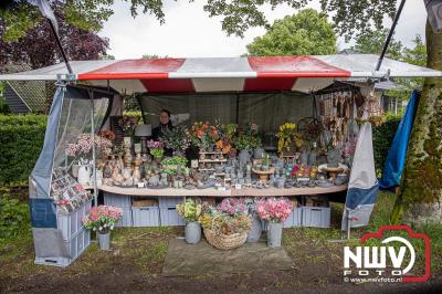 Traditioneel schapenscheren en markt tijdens het schaapscheerdersfeest bij de schaapskooi in Elspeet. - © NWVFoto.nl