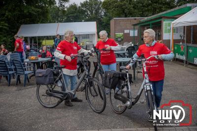 HulstFlier installateurs rond de opbrengst van Toer De Dellen 2024 af op 65000,00 euro voor de Wens Ambulance Gelderland. - © NWVFoto.nl