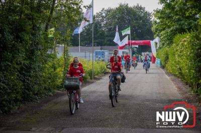 HulstFlier installateurs rond de opbrengst van Toer De Dellen 2024 af op 65000,00 euro voor de Wens Ambulance Gelderland. - © NWVFoto.nl