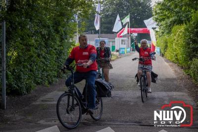 HulstFlier installateurs rond de opbrengst van Toer De Dellen 2024 af op 65000,00 euro voor de Wens Ambulance Gelderland. - © NWVFoto.nl