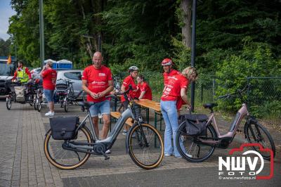 HulstFlier installateurs rond de opbrengst van Toer De Dellen 2024 af op 65000,00 euro voor de Wens Ambulance Gelderland. - © NWVFoto.nl