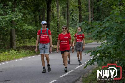 HulstFlier installateurs rond de opbrengst van Toer De Dellen 2024 af op 65000,00 euro voor de Wens Ambulance Gelderland. - © NWVFoto.nl