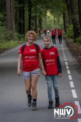 HulstFlier installateurs rond de opbrengst van Toer De Dellen 2024 af op 65000,00 euro voor de Wens Ambulance Gelderland. - © NWVFoto.nl