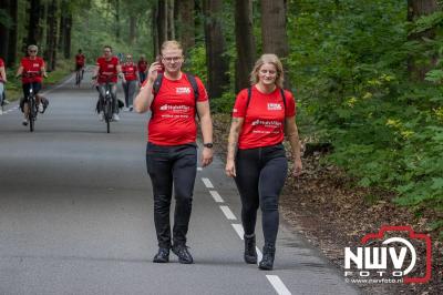 HulstFlier installateurs rond de opbrengst van Toer De Dellen 2024 af op 65000,00 euro voor de Wens Ambulance Gelderland. - © NWVFoto.nl