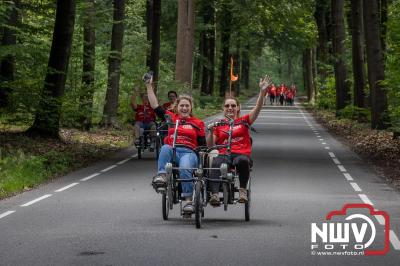 HulstFlier installateurs rond de opbrengst van Toer De Dellen 2024 af op 65000,00 euro voor de Wens Ambulance Gelderland. - © NWVFoto.nl