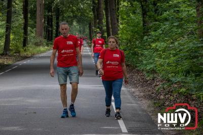 HulstFlier installateurs rond de opbrengst van Toer De Dellen 2024 af op 65000,00 euro voor de Wens Ambulance Gelderland. - © NWVFoto.nl