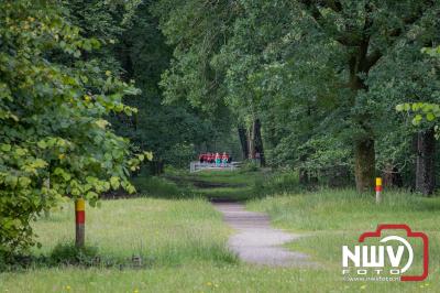 HulstFlier installateurs rond de opbrengst van Toer De Dellen 2024 af op 65000,00 euro voor de Wens Ambulance Gelderland. - © NWVFoto.nl