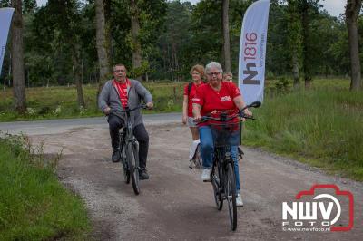 HulstFlier installateurs rond de opbrengst van Toer De Dellen 2024 af op 65000,00 euro voor de Wens Ambulance Gelderland. - © NWVFoto.nl