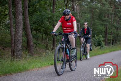 HulstFlier installateurs rond de opbrengst van Toer De Dellen 2024 af op 65000,00 euro voor de Wens Ambulance Gelderland. - © NWVFoto.nl