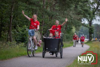 HulstFlier installateurs rond de opbrengst van Toer De Dellen 2024 af op 65000,00 euro voor de Wens Ambulance Gelderland. - © NWVFoto.nl