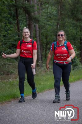 HulstFlier installateurs rond de opbrengst van Toer De Dellen 2024 af op 65000,00 euro voor de Wens Ambulance Gelderland. - © NWVFoto.nl